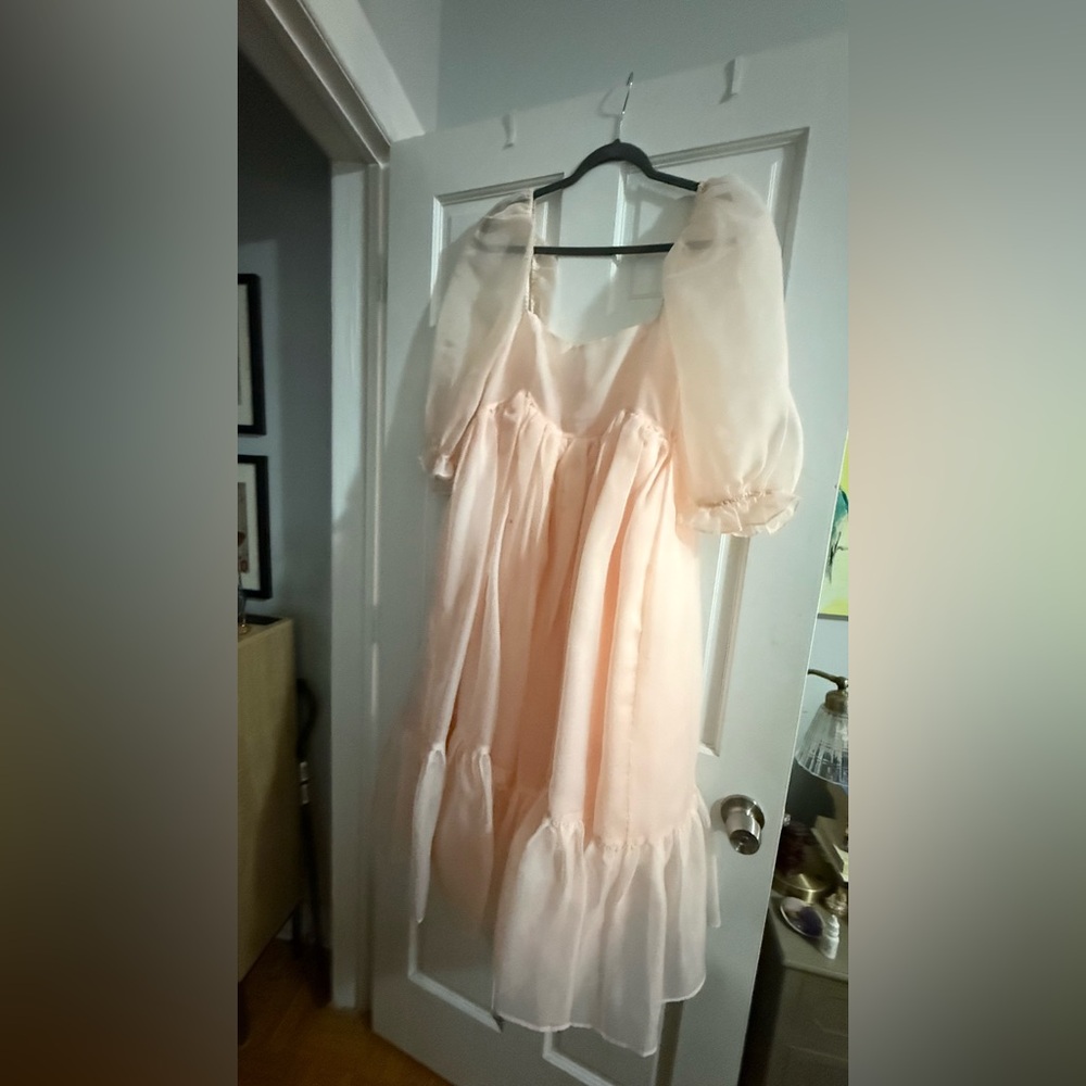 SELKIE Puff Peach Midi Dress